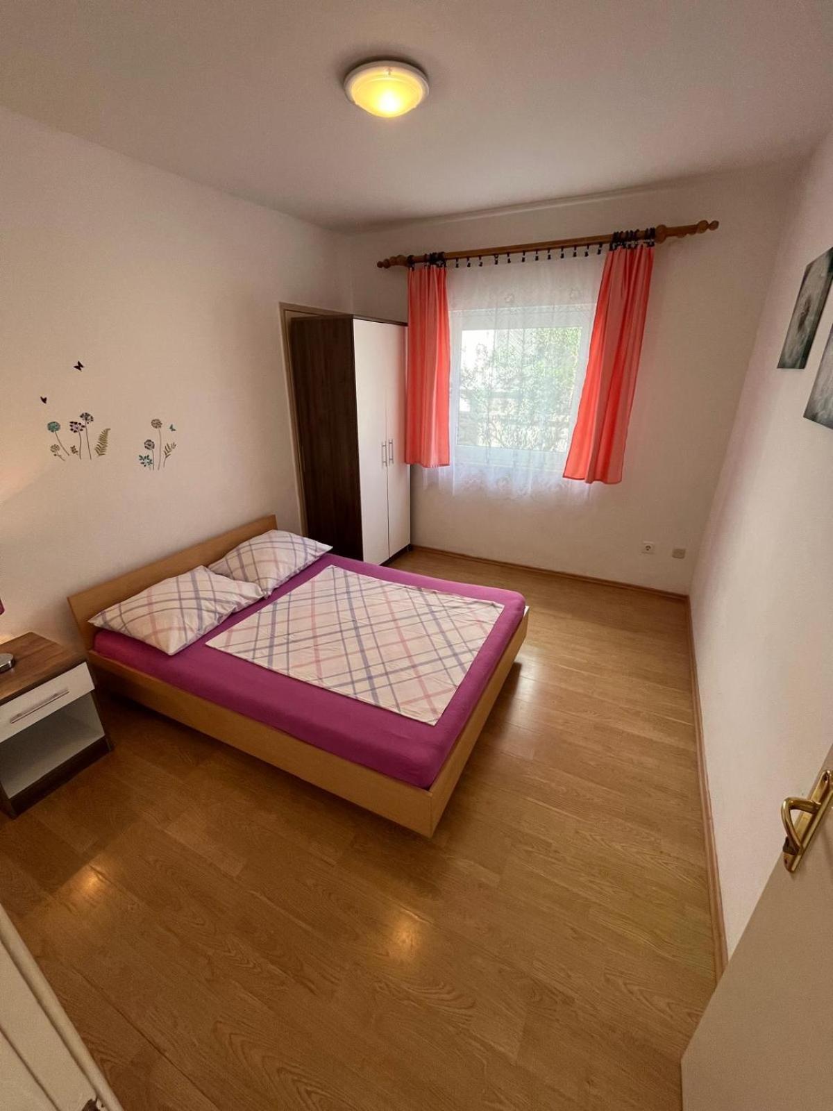 Ana Lovetovo Vodice Exterior photo
